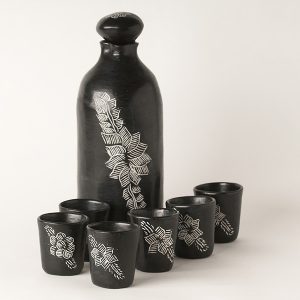 Botella con vasos ceramica quinchamali