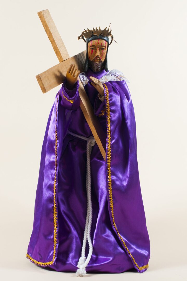 Nazareno de Caguach, santo de vestir