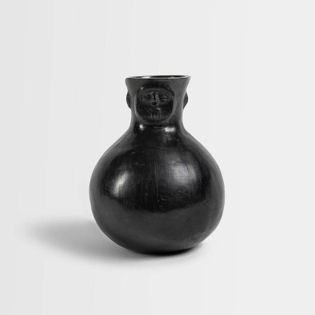 Botella Antropomorfa niña - Reproducción Arqueológica Cultura Molle
