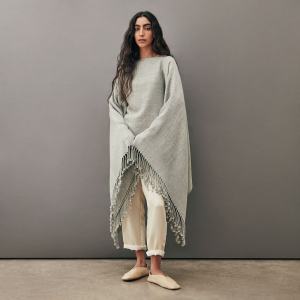Poncho liso de fibra de alpaca: imagen 5