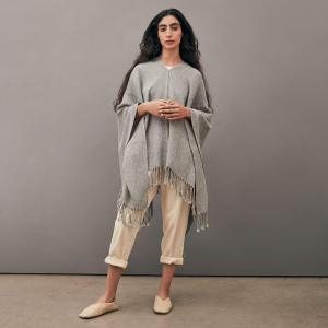 Poncho liso de fibra de alpaca: imagen 4