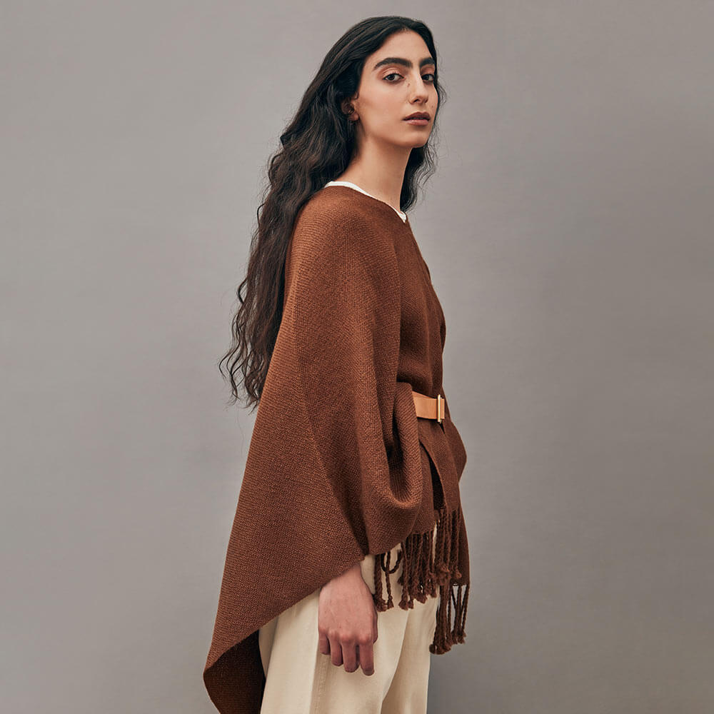 Poncho liso de fibra de alpaca