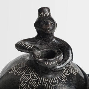 Olla guitarrera de cerámica de Quinchamalí: imagen 3